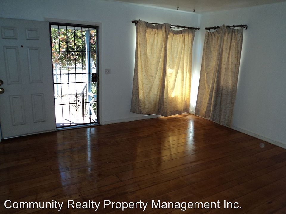 2nd image of 2520 77th Ave
