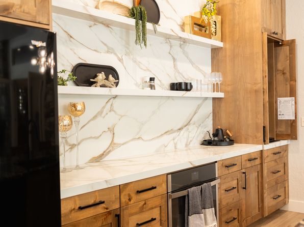 1461 S Goldking Way #13-205