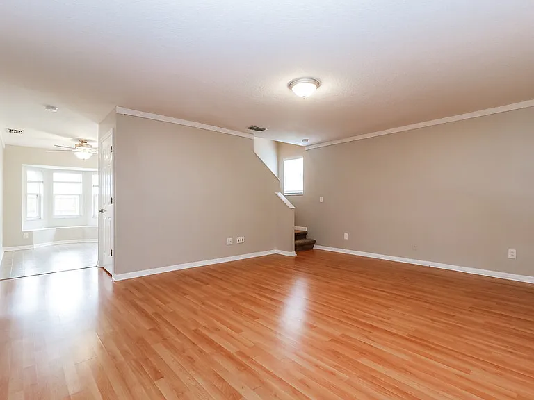 8621 Hawbuck St — Photo 5