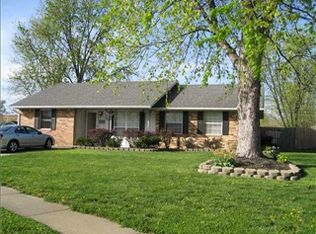 420 Springdale Dr, Whiteland, IN