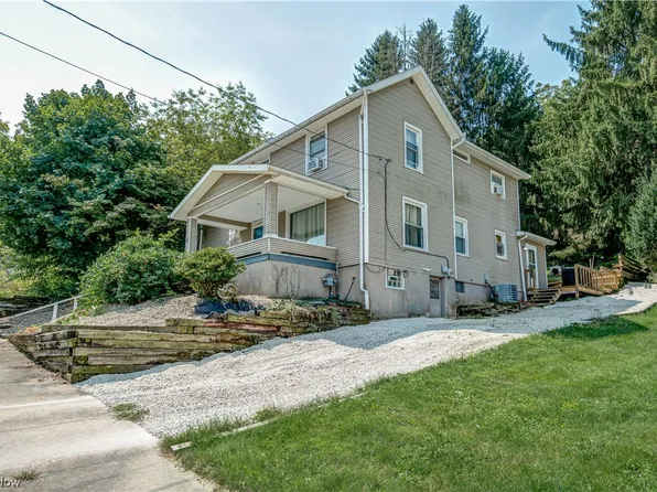 207 S Main St, Waynesburg, OH 44688