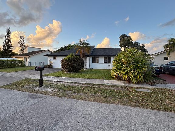 2nd image of 12231 SW 210th St