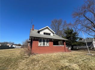 2847 Tibbetts Wick Rd, Girard, OH 44420