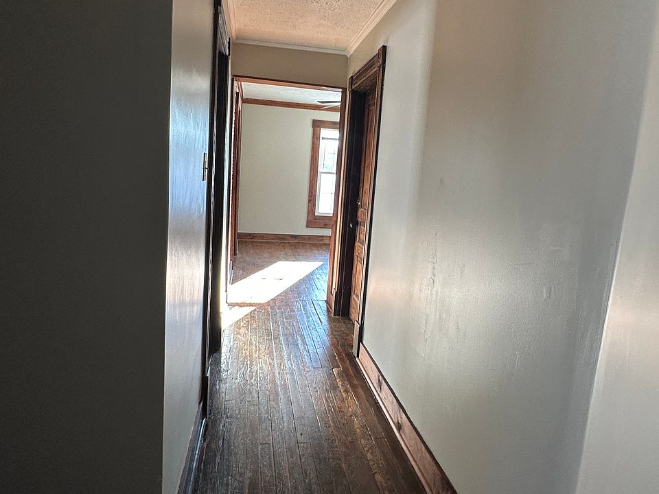 Hallway to the Bedrooms