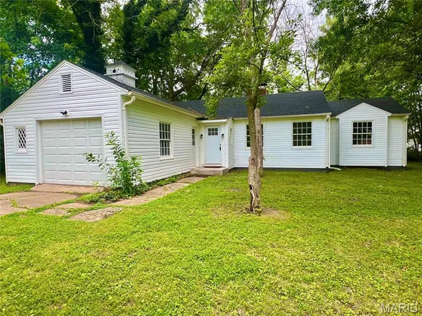 410 N State St, Montgomery City, MO 63361