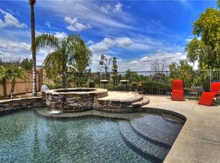 3306 Rochelle Ln, Corona, CA 92882