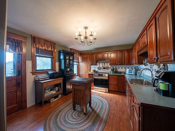 3rd image of 6808 State Road 48