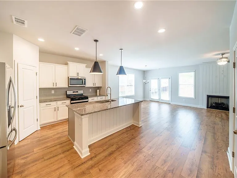 5120 Hillington Way — Photo 15