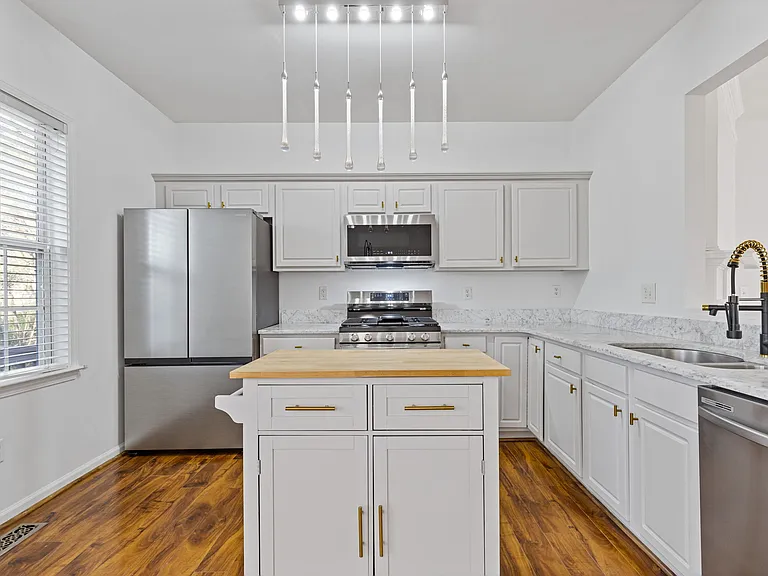 5150 Manerdale Dr SE — Photo 13