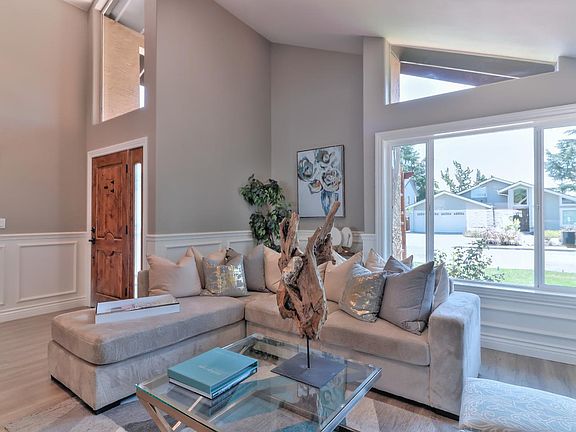 4th image of 4061 Ashbrook Cir