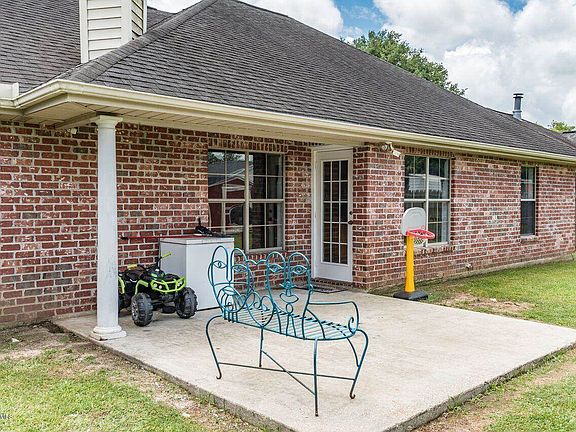 5th image of 333 Herlil Cir