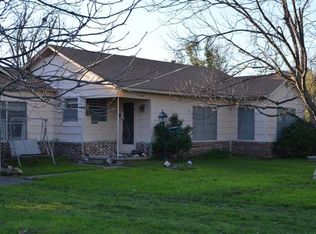 11200 Oak Grove Rd S, Burleson, TX 76028