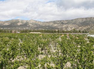 6421 Honey Creek Rd, Phelan, CA 92371