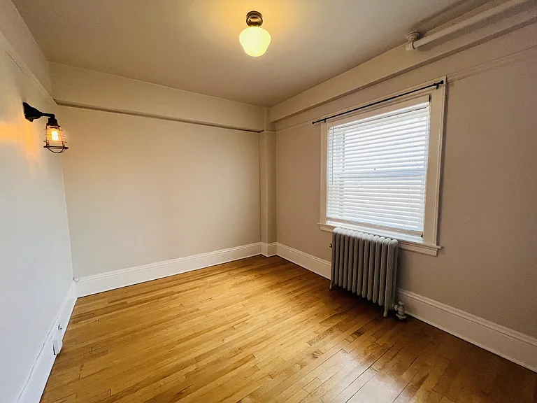RH Blackstone — Photo 9