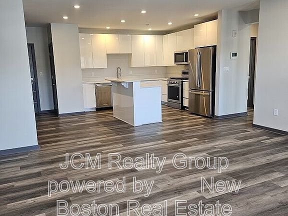 5th image of 145 Newbury Ave