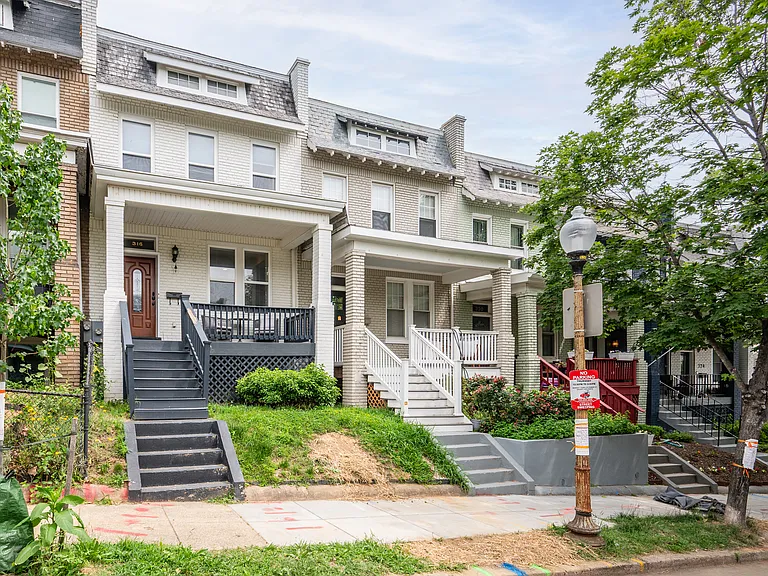 316 Todd Pl NE — Photo 39