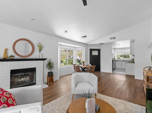 1881 Loreto Gln, Escondido, CA 92027