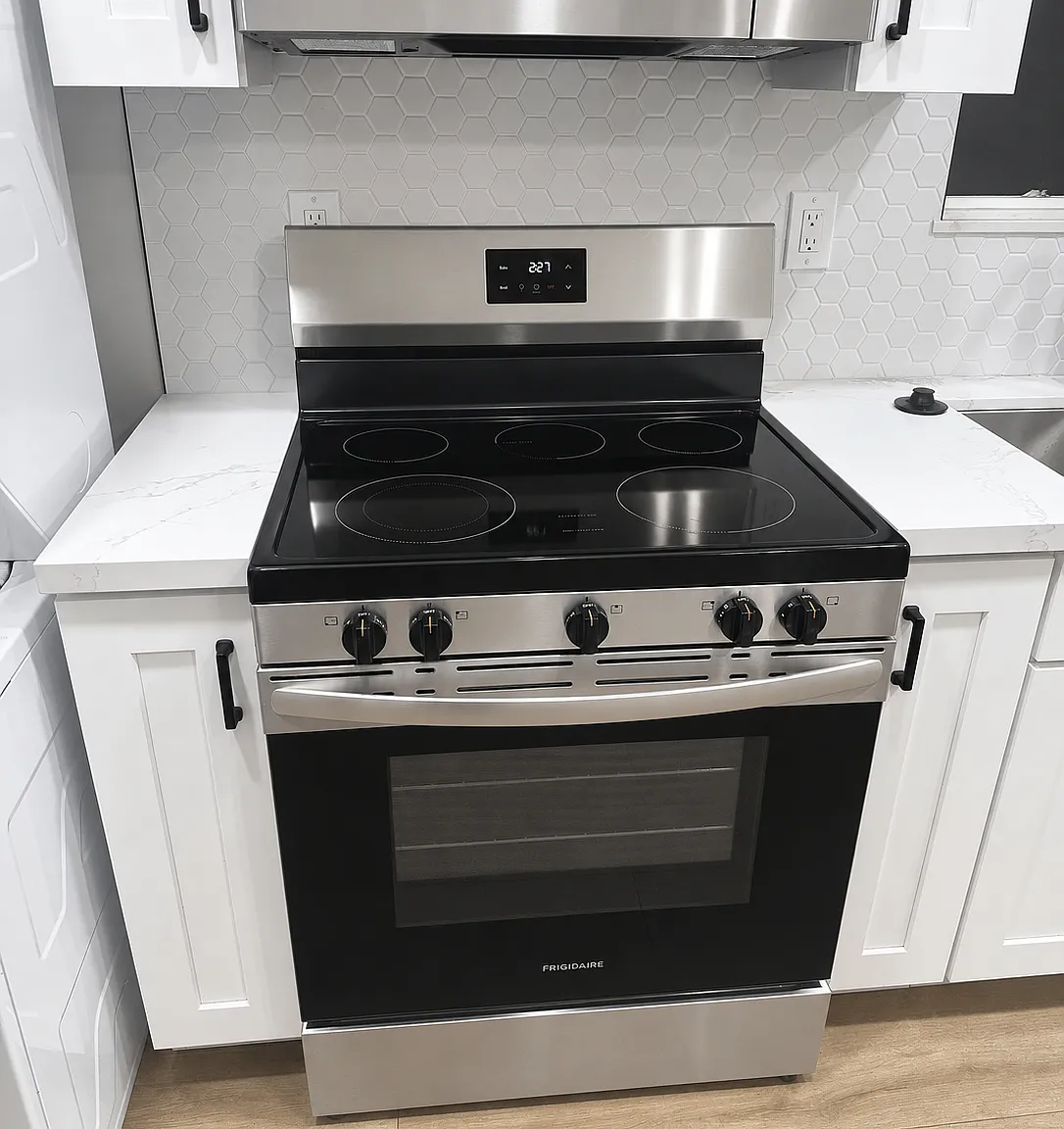 2 bed, 800 sqft, $2,875 — Photo 4