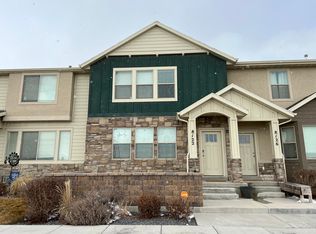 8122 N Rock Creek Cove Ln, Eagle Mountain, UT 84005