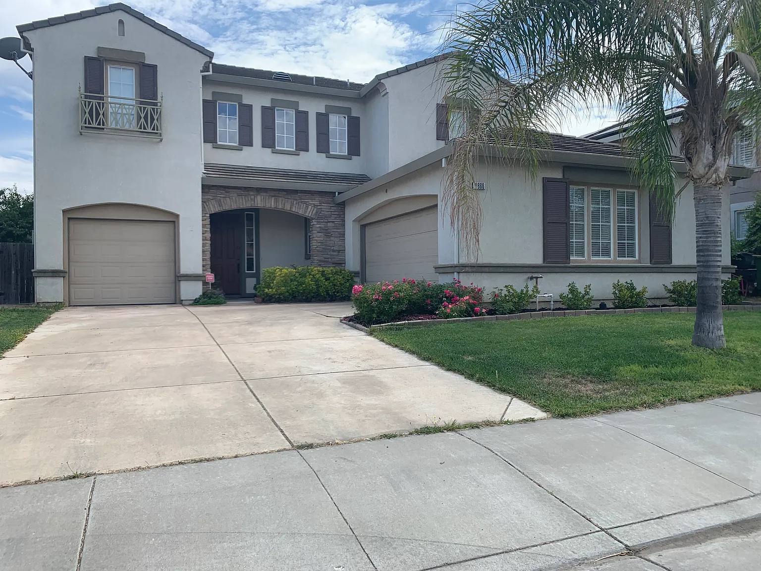 1666 Hummingbird Way photo 1