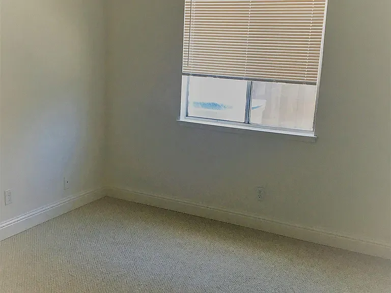 1745 Cheney Dr — Photo 5