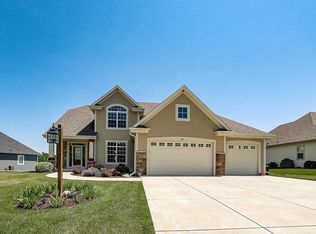 9970 S 31st St, Franklin, WI 53132