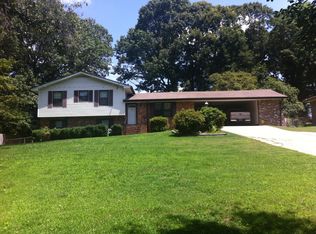 886 Killian Hill Rd, Lilburn, GA 30047