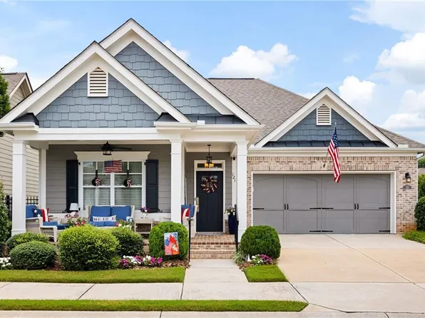 121 Clover Way, Woodstock, GA 30188