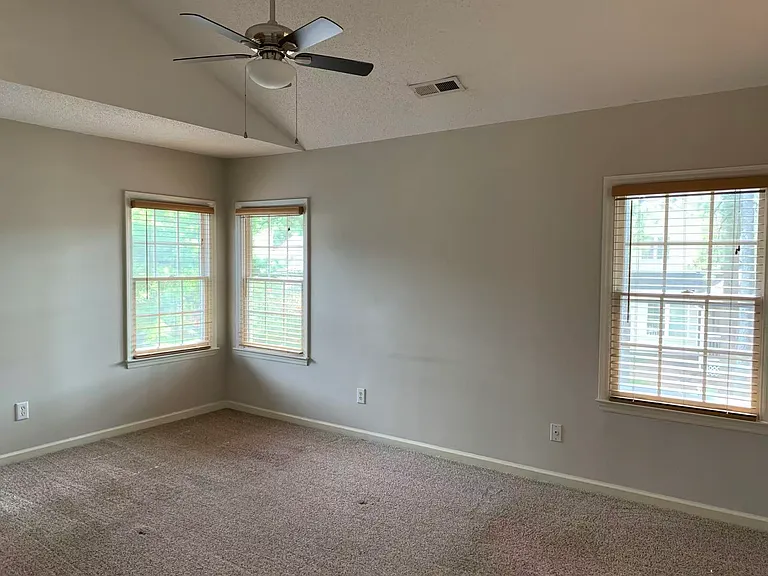 8812 Maplestead Dr — Photo 7