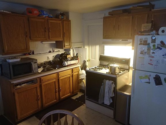 4th image of 729 Tecumseh St