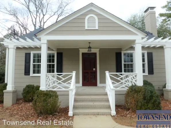 200 Ellington St, Fayetteville, NC 28305