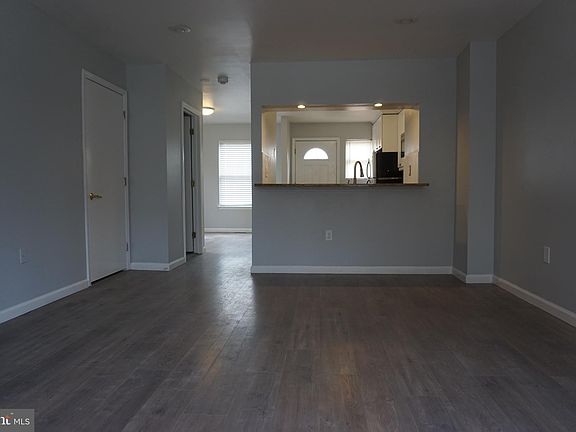 4th image of 1206 Ogden St