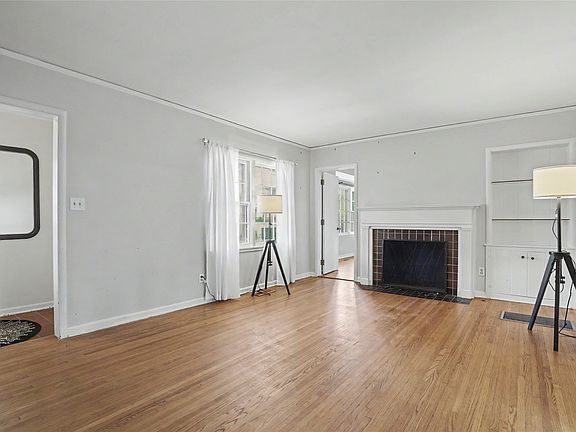 4th image of 1603 E 36th St