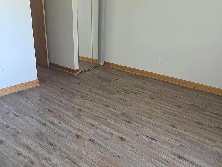 3915 Mount Sterling Ave — Photo 19