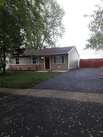 215 Malibu Dr photo 1