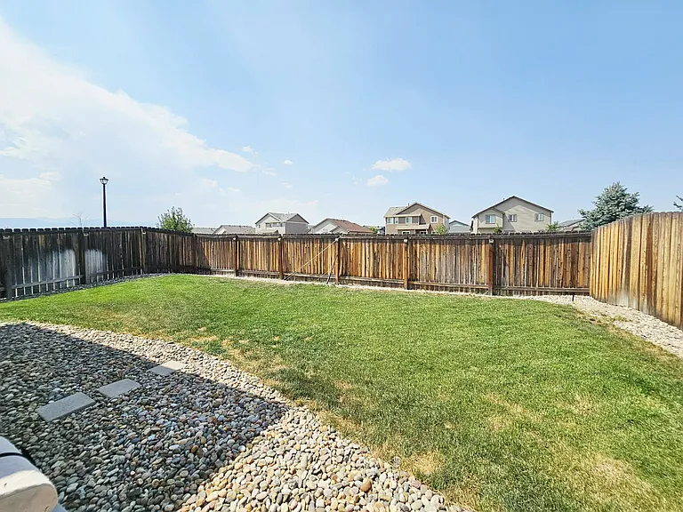10116 Castor Dr — Photo 2