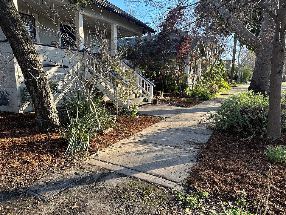 1st image of 417 21st St