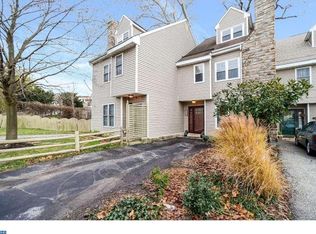 3322 Wiehle St, Philadelphia, PA 19129