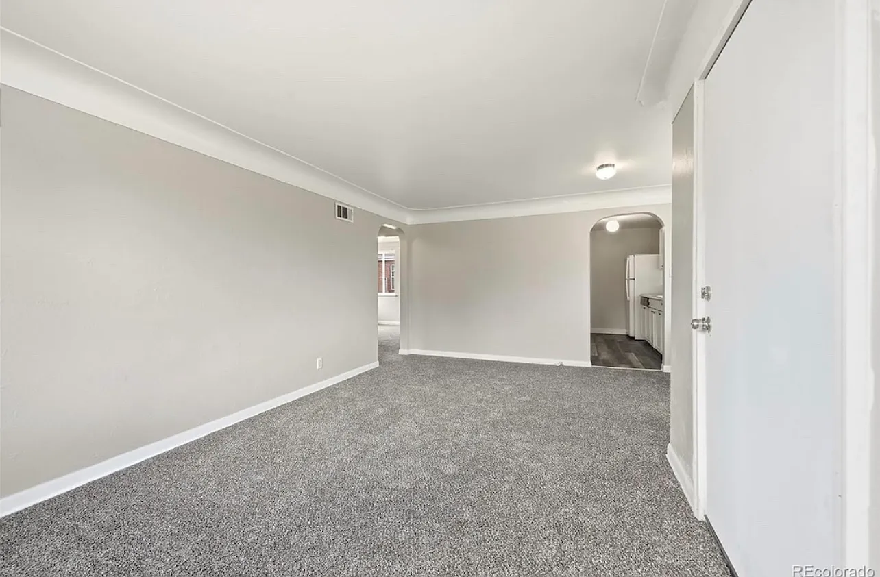 2 bed, 783 sqft, $1,850 — Photo 2