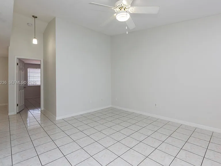 20700 SW 81st Ave — Photo 5