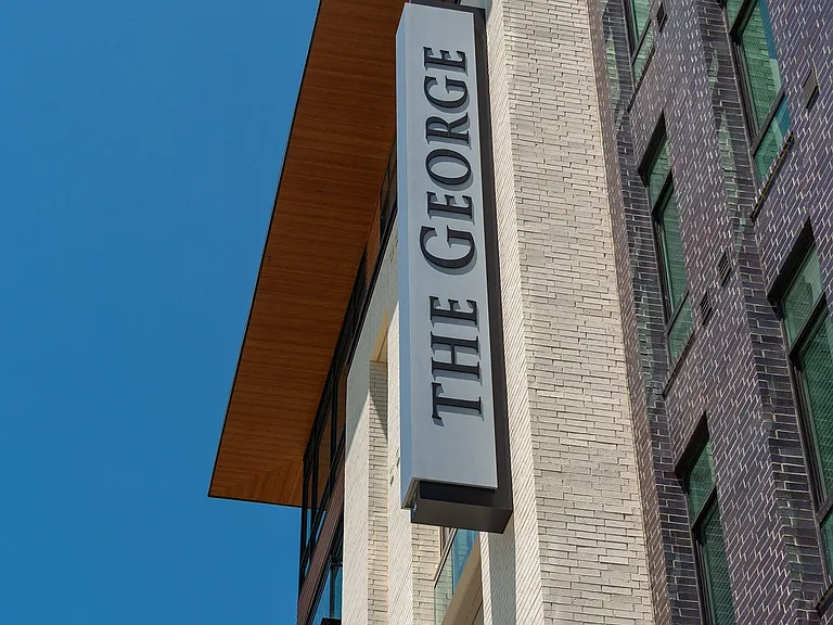 The George — Photo 3