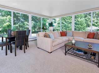 77 Country Ridge Dr, Rye Brook, NY 10573