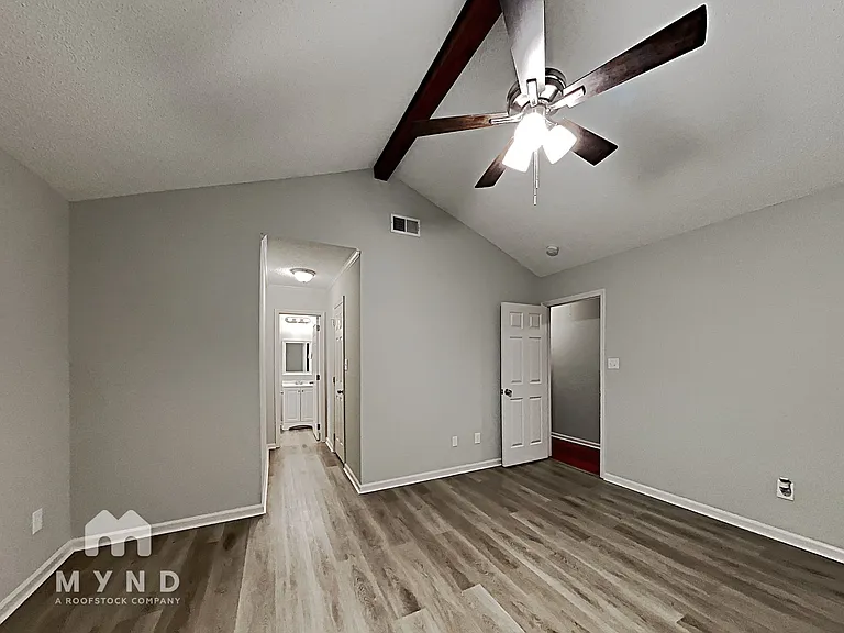 5716 Lambrook Ct — Photo 9