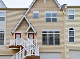 413 S Geyer Rd UNIT 3, Saint Louis, MO 63122