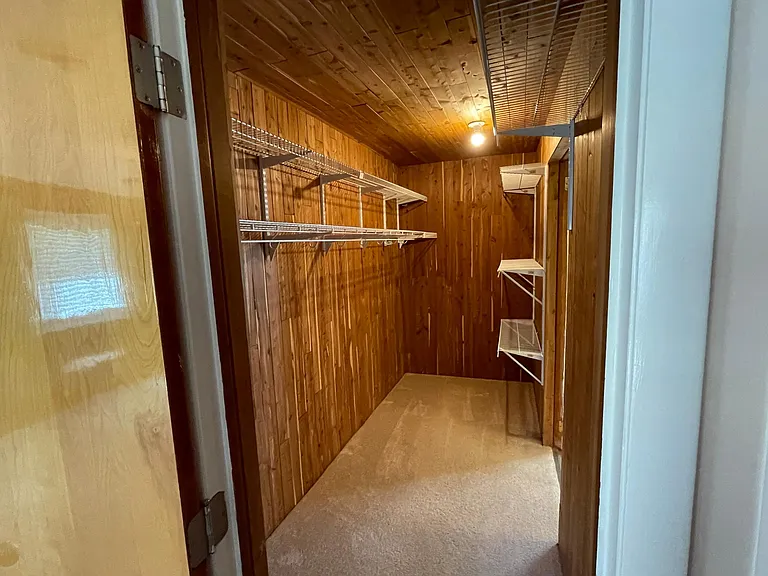 102 Caran Rd — Photo 37