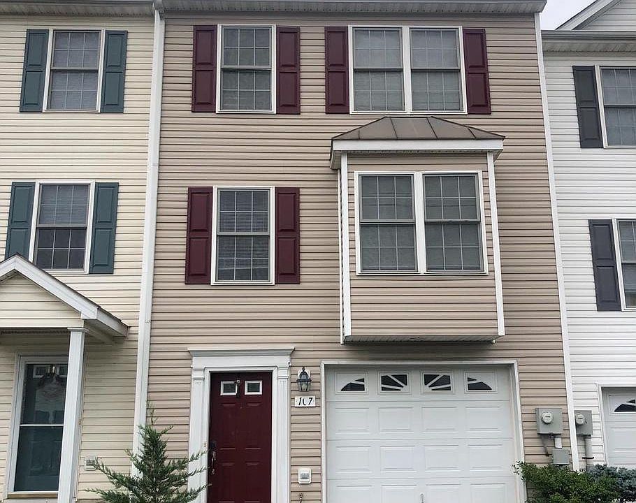 1st image of 107 Seabreeze Ln