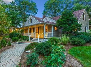 657 North St, Walpole, MA 02081