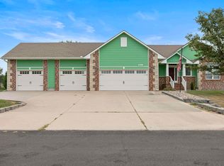 1120 Split Oak Dr, Newton, KS 67114