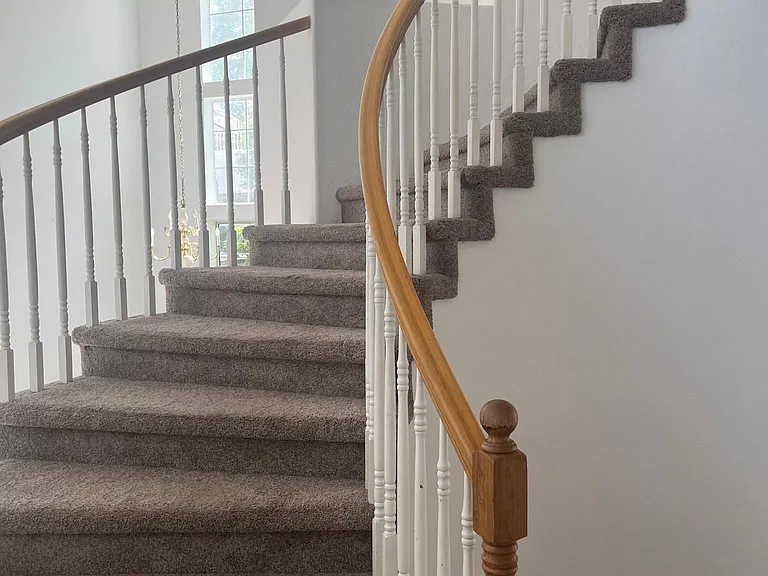 476 Somerset Cir — Photo 37