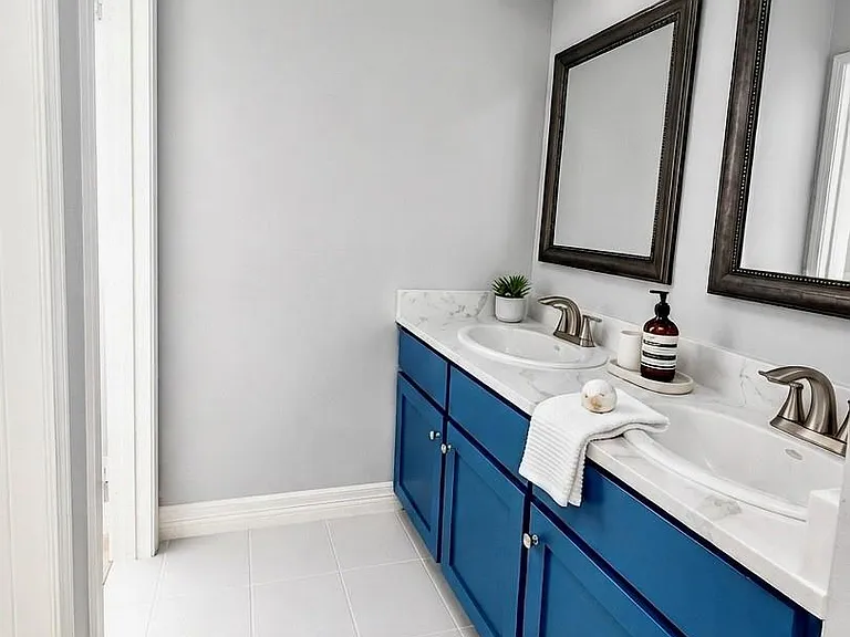 14011 Wickersham Ln — Photo 18